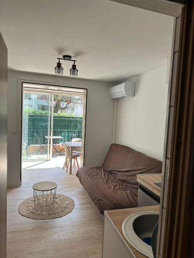 Charmant Studio Neuf 150M Plage Sur Avenue Principale Climatise Et Parking Кавалер-сюр-Мер Экстерьер фото